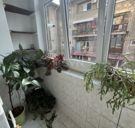 Apartament, 2 rooms with outdoor parking included Bucuresti/Domenii