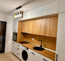 Apartament, 2 rooms with outdoor parking included Bucuresti/Piata Presei Libere