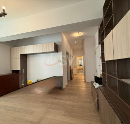 Apartament, 2 rooms with outdoor parking included Bucuresti/1 Mai