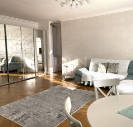 Apartament, 2 rooms with outdoor parking included Bucuresti/Vitan