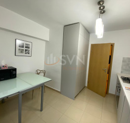 Apartament, 2 rooms with outdoor parking included Bucuresti/Piata Victoriei