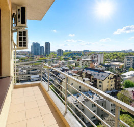 Apartament, 2 rooms with outdoor parking included Bucuresti/Vitan
