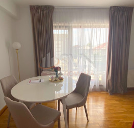 Apartament, 2 rooms with outdoor parking included Bucuresti/Sisesti