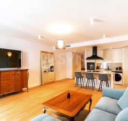 Apartament, 2 rooms with underground parking included Bucuresti/Herastrau