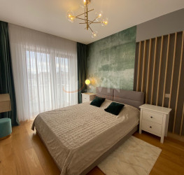 Apartament, 2 rooms with underground parking included Bucuresti/Herastrau