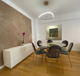 Apartament, 2 rooms with underground parking included Bucuresti/Herastrau
