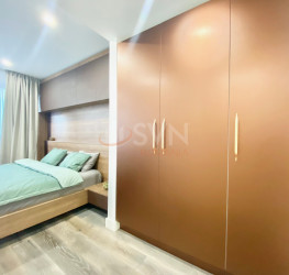 Apartament, 2 rooms with underground parking included Bucuresti/Herastrau