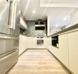 Apartament, 2 rooms with underground parking included Bucuresti/Herastrau