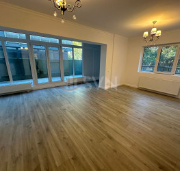 Apartament, 2 rooms with underground parking included Bucuresti/Mosilor