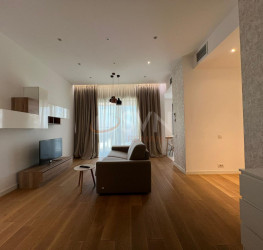 Apartament, 2 rooms with underground parking included Bucuresti/Herastrau