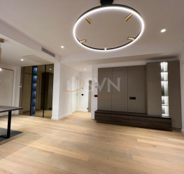 Apartament, 2 rooms with underground parking included Bucuresti/Herastrau