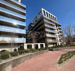 Apartament, 2 rooms with underground parking included Bucuresti/Iancu Nicolae