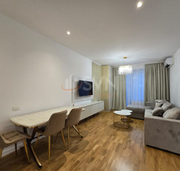 Apartament, 2 rooms with underground parking included Bucuresti/Herastrau