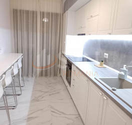 Apartament, 2 rooms with underground parking included Bucuresti/Herastrau