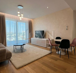 Apartament, 2 rooms with underground parking included Bucuresti/Herastrau