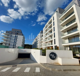 Apartament, 2 rooms with underground parking included Bucuresti/Baneasa