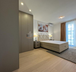 Apartament, 2 rooms with underground parking included Bucuresti/Baneasa