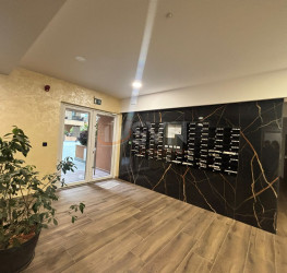 Apartament, 2 rooms with underground parking included Bucuresti/Pipera