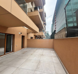 Apartament, 2 rooms with underground parking included Bucuresti/Pipera