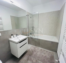 Apartament, 2 rooms with underground parking included Bucuresti/Baneasa