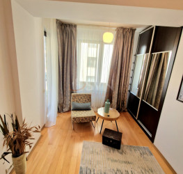 Apartament, 2 rooms with underground parking included Bucuresti/Herastrau