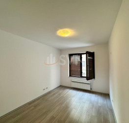 Apartament, 2 rooms with underground parking included Bucuresti/Aviatiei