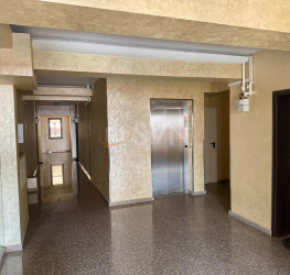 Apartament, 2 rooms with underground parking included Bucuresti/Aviatiei