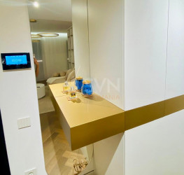 Apartament, 2 rooms with underground parking included Bucuresti/Baneasa