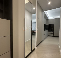 Apartament, 2 rooms with underground parking included Bucuresti/Pipera