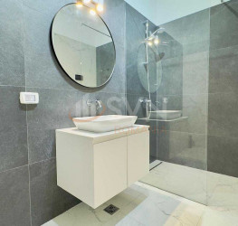 Apartament, 2 rooms with underground parking included Bucuresti/Herastrau