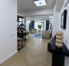 Apartament, 2 rooms with underground parking included Bucuresti/Iancu Nicolae