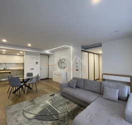 Apartament, 2 rooms with underground parking included Bucuresti/Herastrau