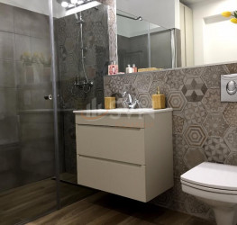 Apartament, 2 rooms with underground parking included Bucuresti/Herastrau