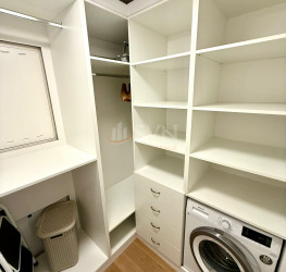 Apartament, 2 rooms with underground parking included Bucuresti/Herastrau