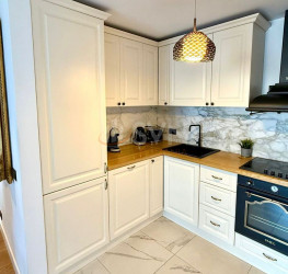Apartament, 2 rooms with underground parking included Bucuresti/Herastrau
