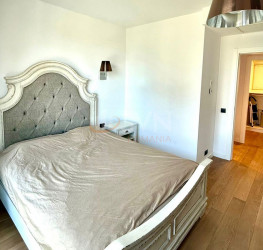 Apartament, 2 rooms with underground parking included Bucuresti/Herastrau