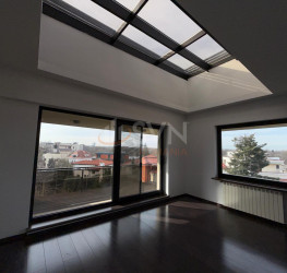 Apartament, 2 rooms with underground parking included Bucuresti/Primaverii