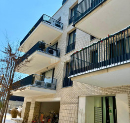 Apartament, 2 rooms with underground parking included Bucuresti/Pipera