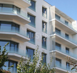 Apartament, 2 rooms with underground parking included Bucuresti/Cismigiu