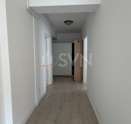 Apartament, 2 rooms with underground parking included Bucuresti/Pipera