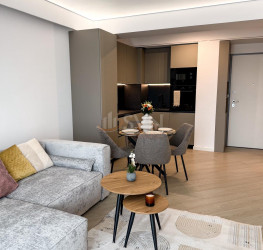 Apartament, 2 rooms with underground parking included Bucuresti/Pipera