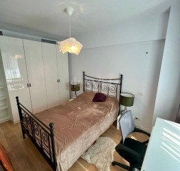 Apartament, 2 rooms with underground parking included Bucuresti/Straulesti