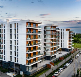 Apartament, 2 rooms with underground parking included Bucuresti/Straulesti