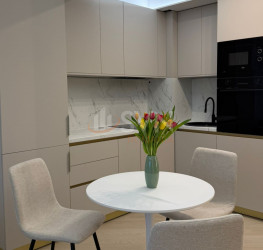 Apartament, 2 rooms with underground parking included Bucuresti/Pipera