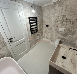 Apartament, 2 rooms with underground parking included Bucuresti/Baneasa
