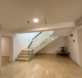 Apartament, 2 rooms with underground parking included Bucuresti/Baneasa