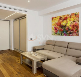 Apartament, 2 rooms with underground parking included Bucuresti/Herastrau