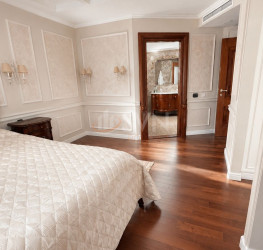 Apartament, 2 rooms with underground parking included Bucuresti/Herastrau