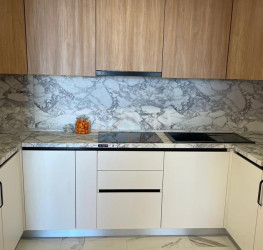 Apartament, 2 rooms with underground parking included Bucuresti/Herastrau