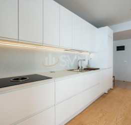 Apartament, 2 rooms with underground parking included Bucuresti/Iancu Nicolae